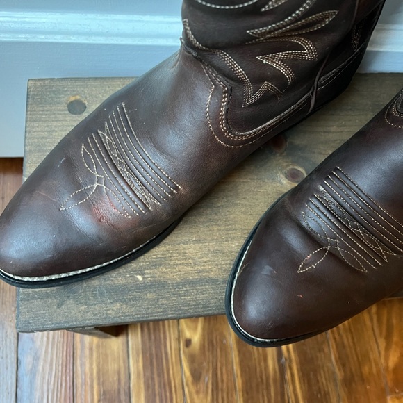 Ariat Women’s Heritage R Toe Western Boot - Picture 10 of 11